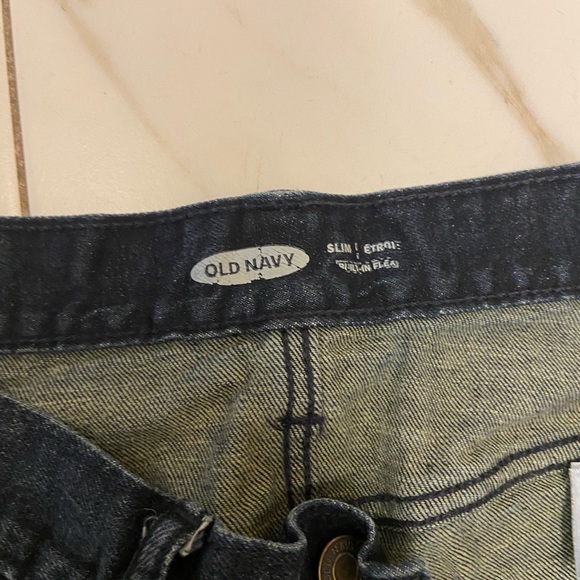 Old Navy distressed jeans - Picture 3 of 5